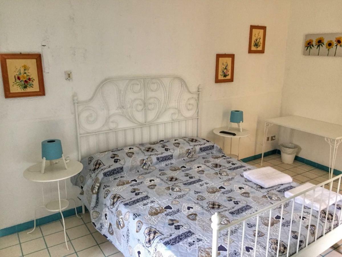 Bed and Breakfast Le Chiazzette à Acireale Extérieur photo